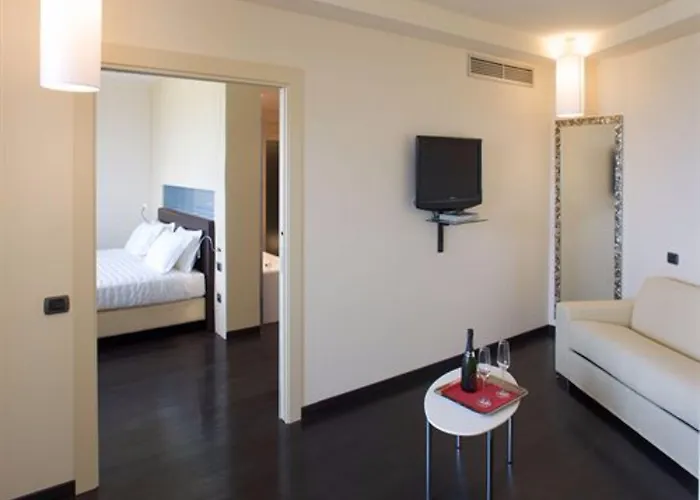 Grand Mattei 4* رافيننا