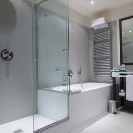 Отель Grand Mattei 4*