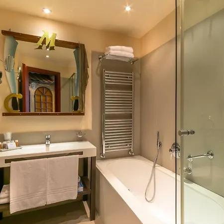 Grand Mattei מלון 4*