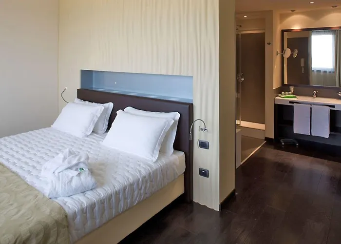 호텔 그랜드 마테이 4*